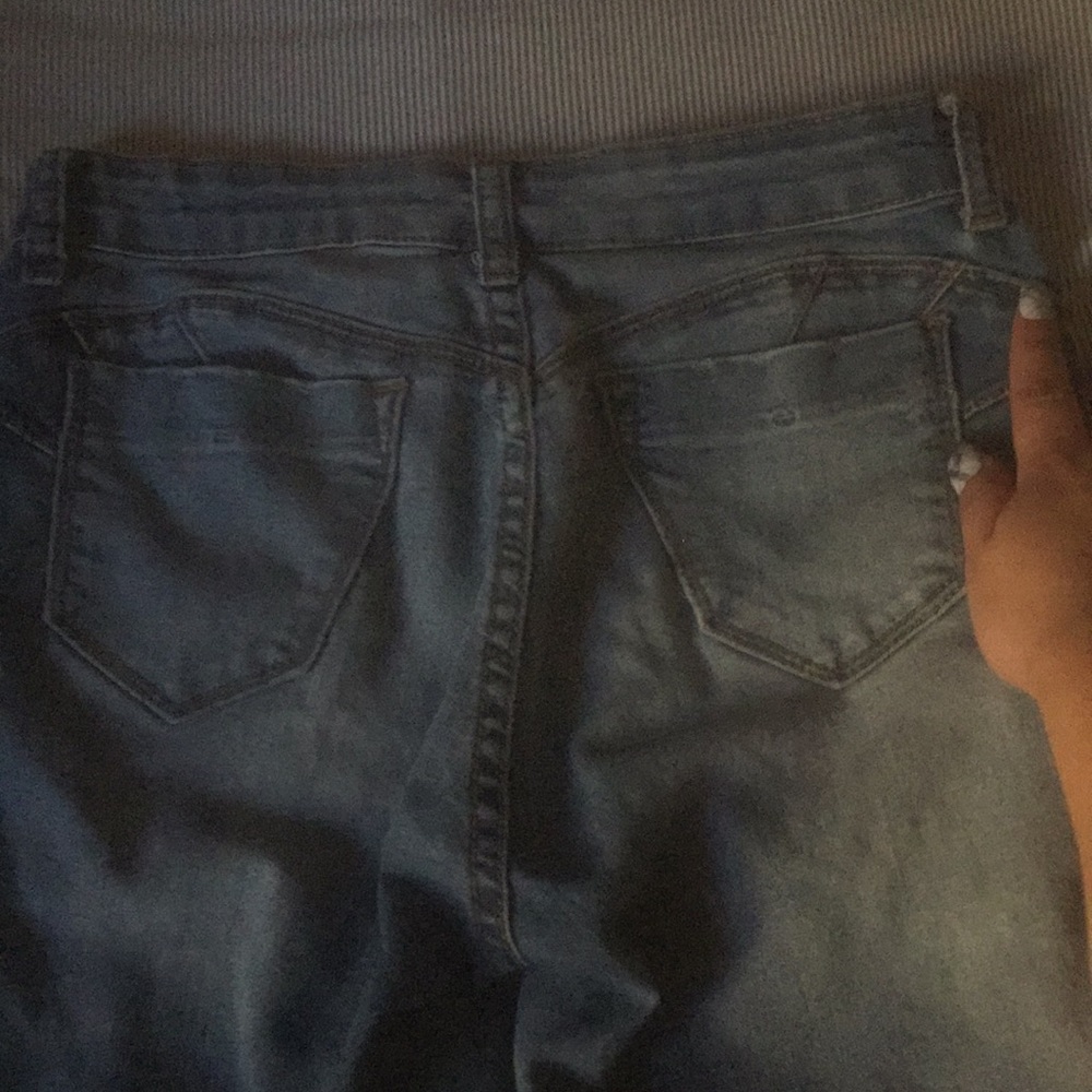 Pants 👖 - Picture 2 of 3
